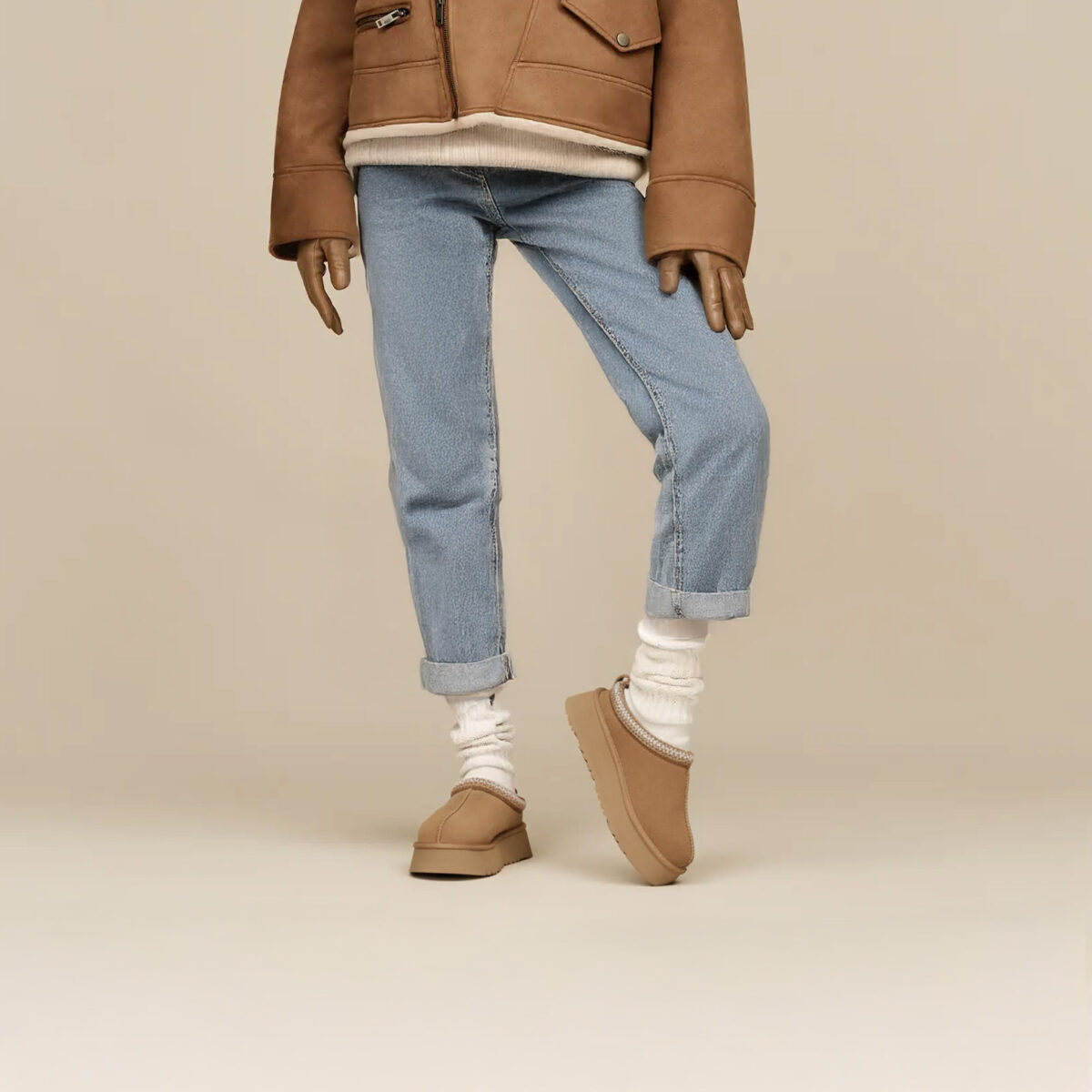 UGG Donna Tazz II – Sand Sale